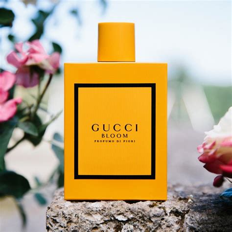 profumo di fiori perfume.